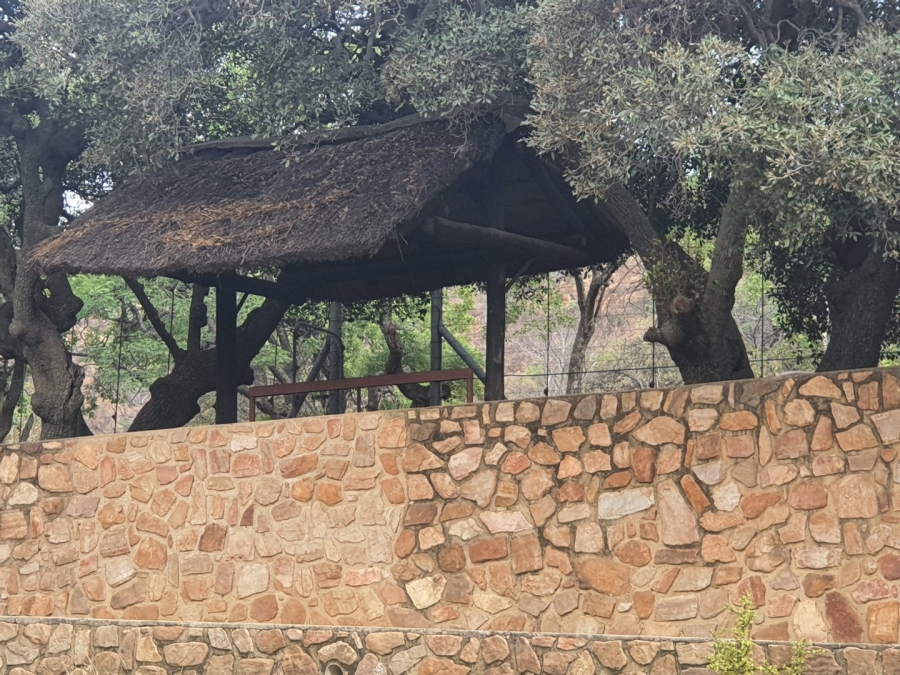 To Let 5 Bedroom Property for Rent in Hartbeespoort Rural North West